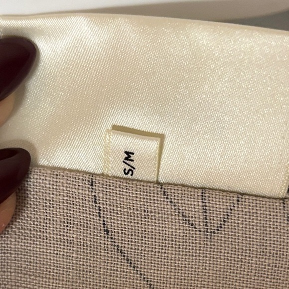 Elegant Cream Printed Dress - Picture 7 of 7